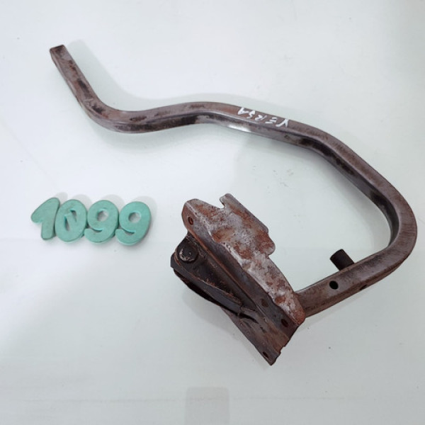 Dobradiça Da Tampa Traseira Nissan Versa Cx 1099