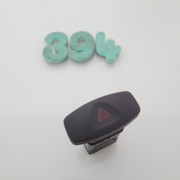 Botão Pisca Alerta Renault Logan