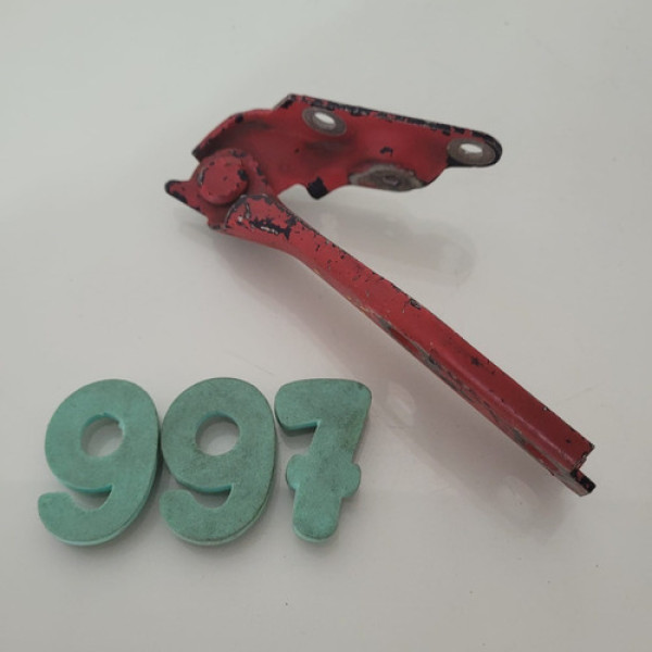 Dobradiça Do Capo Lado Direito Audi A3 Cx 997