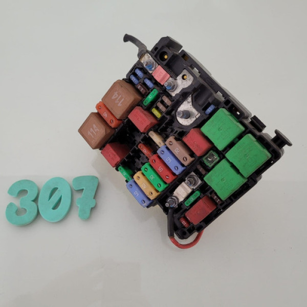 Caixa De Fusíveis Peugeot 208