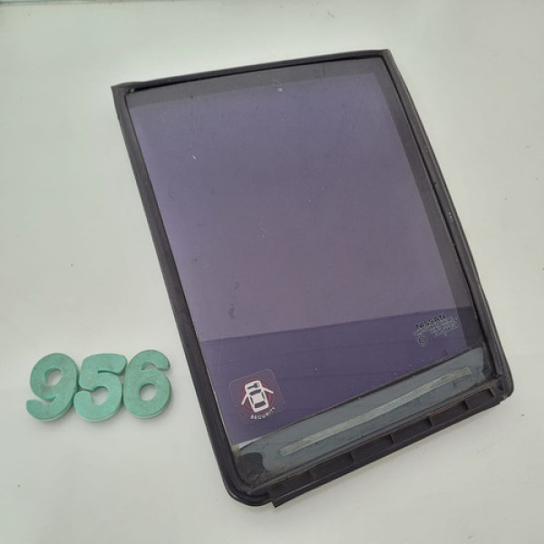 Vidro Fixo Traseiro Esquerdo Nissan Tiida Cx 956