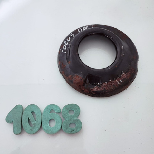 Calço Da Mola Dianteira Ford Focus 2001 Cx 1068