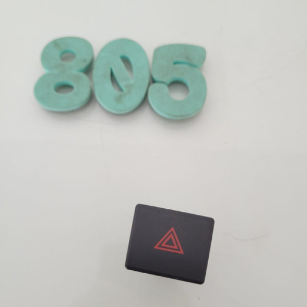 Botão Pisca Alerta Nissan Sentra 2018 Cx 805