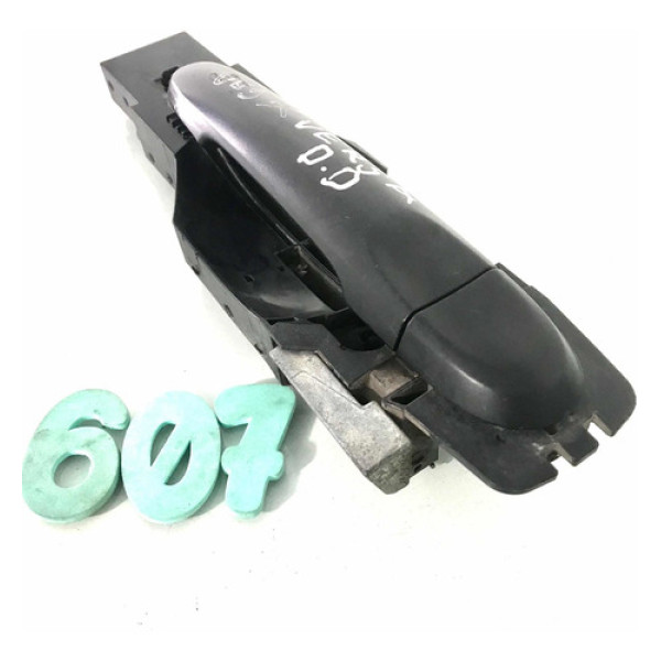 Maçaneta Externa Dianteira Direita Nissan Versa Original