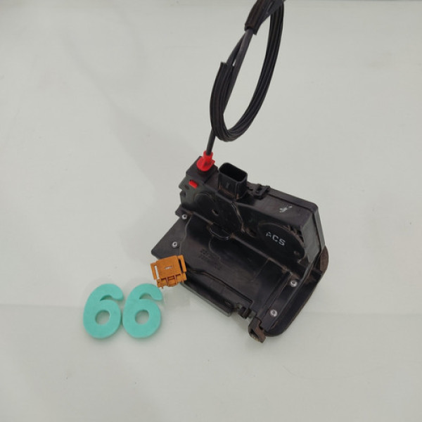 Fechadura Porta Dianteira Esquerda Gm Cobalt 