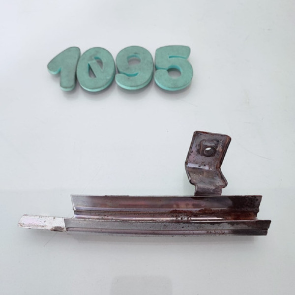 Guia De Vidro Porta Traseira Direita Vw Gol G6 Cx 1095