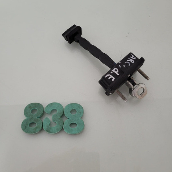 Limitador Porta Dianteira Esquerda Fiat Argo Cx 838