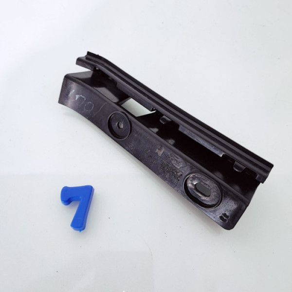 Guia Parachoque Traseiro Esquerdo Ford Ecosport 2021 Cx 7