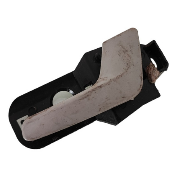 Maçaneta Interna Dianteira Direita Fiat Strada 2009 A 2012 