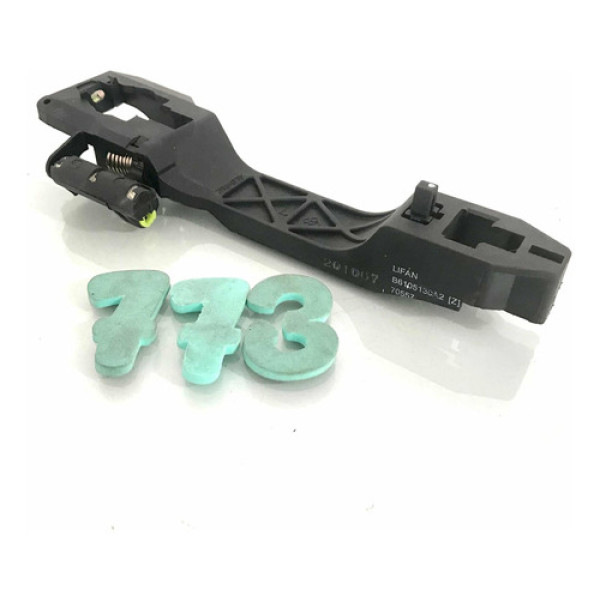 Suporte Maçaneta Ext. Traseira Esquerda Lifan 620 - Cx 773