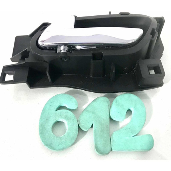 Maçaneta Interna Traseira Esquerda  C4 Picasso (cromada)