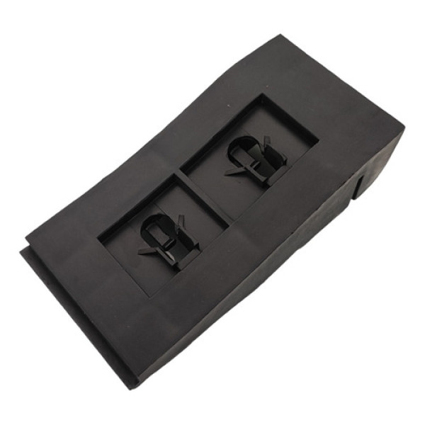 Guia Parachoque Traseiro Esquerdo Gm Corsa Classic 1996/2010