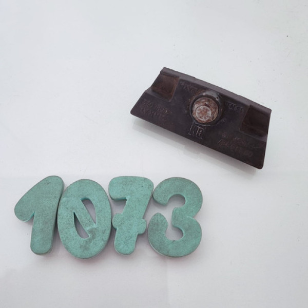 Suporte De Fixação Da Bateria Gm Spin Cx 1073