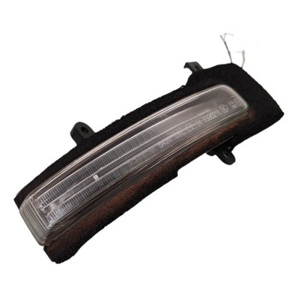 Pisca Do Retrovisor Lado Direito Mitsubishi Outlander