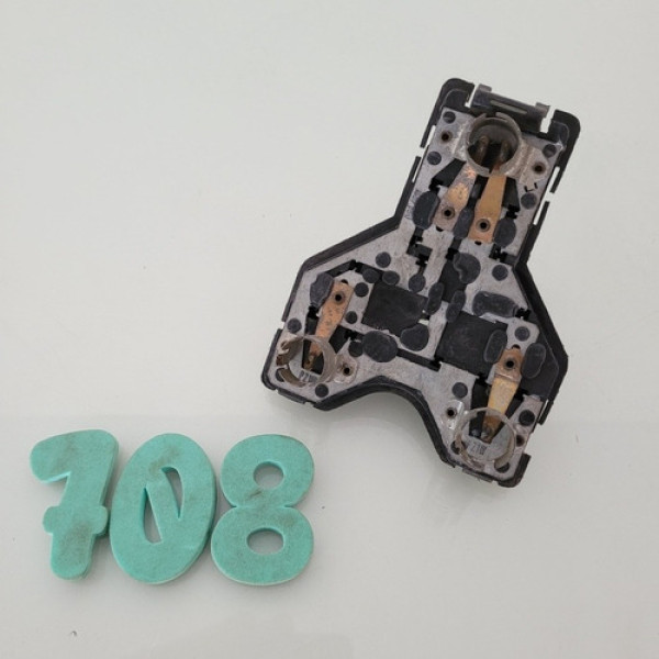 Circuito Lanterna Traseira Esquerda Vw Golf 1996 A 1999 