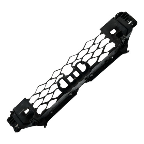 Reforço Interno Grade Dianteira Audi Q3 2022 Detalhe 