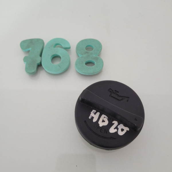 Tampa De Óleo Do Motor Hyundai Hb20 Cx 768