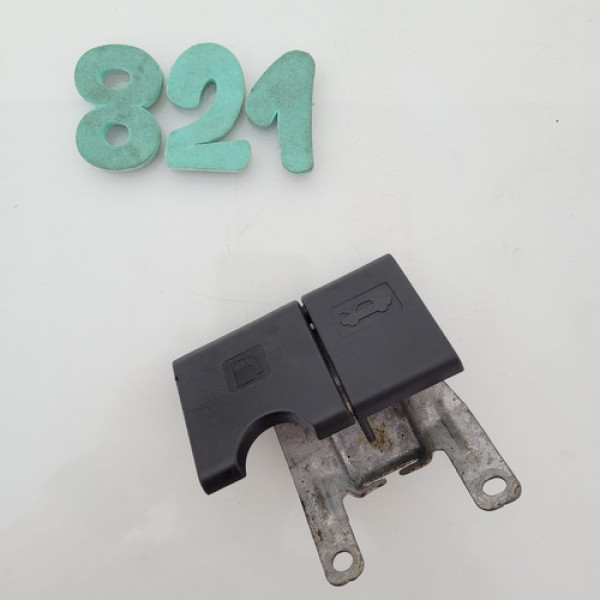 Puxador Abertura Do Capo E Portinhola Nissan March Cx 821