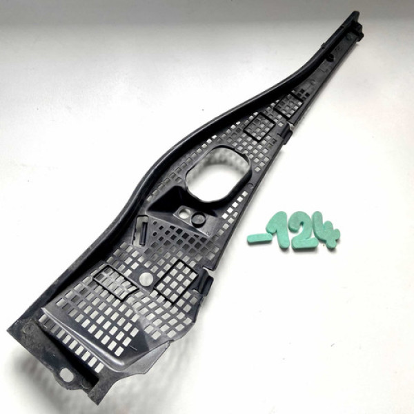 Grade Churrasqueira Parabrisa L. Dir. Sandero 2010 - S-124