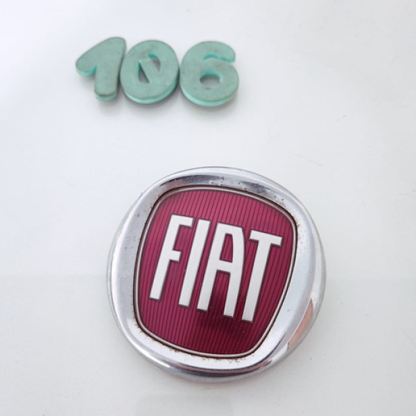 Emblema Da Grade Dianteira Fiat Palio 2008 Cx 106
