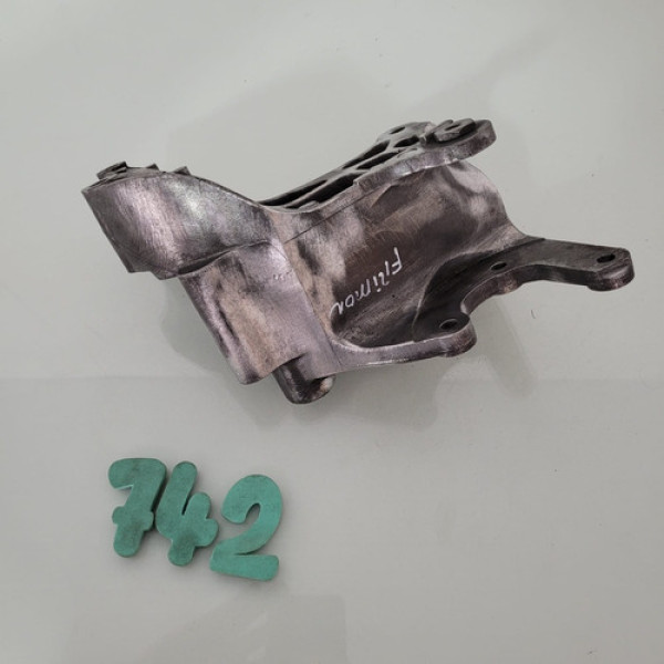 Suporte Da Bomba Direção Fiat Freemont Cod 04891593aa Cx 742