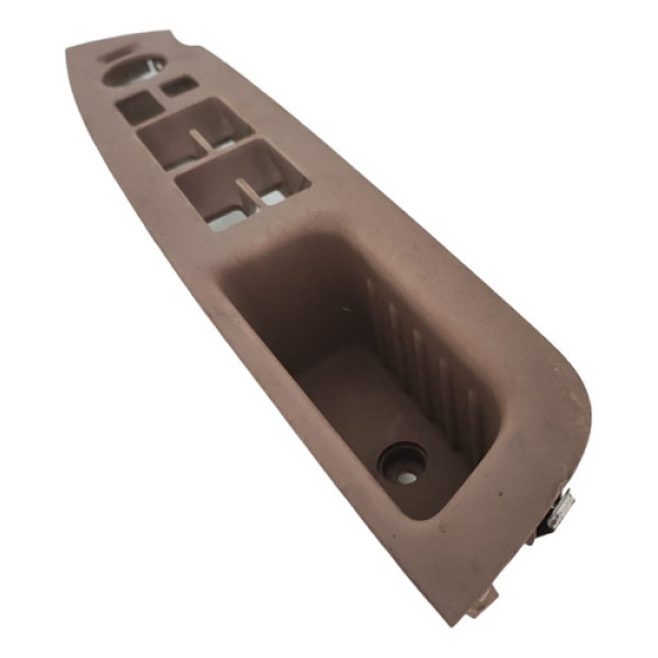 Moldura Comando Vidro Dianteiro Esq. Kia Sorento 2011 A 2013