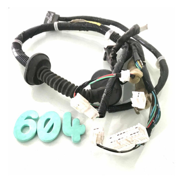 Chicote Da Porta Dianteira Esquerda Nissan March