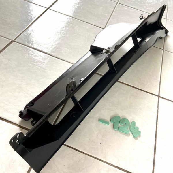 Moldura Caixa De Ventilação Externa Ford Ecosport - S-124