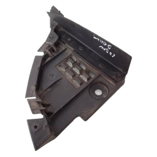 Acabamento Parabarro Dianteiro Esquerdo Renault Logan 2015 .