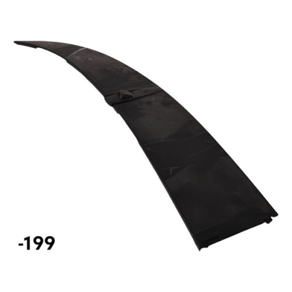 Moldura Inferior Do Parabrisa Lado Esquerdo Fiat Punto